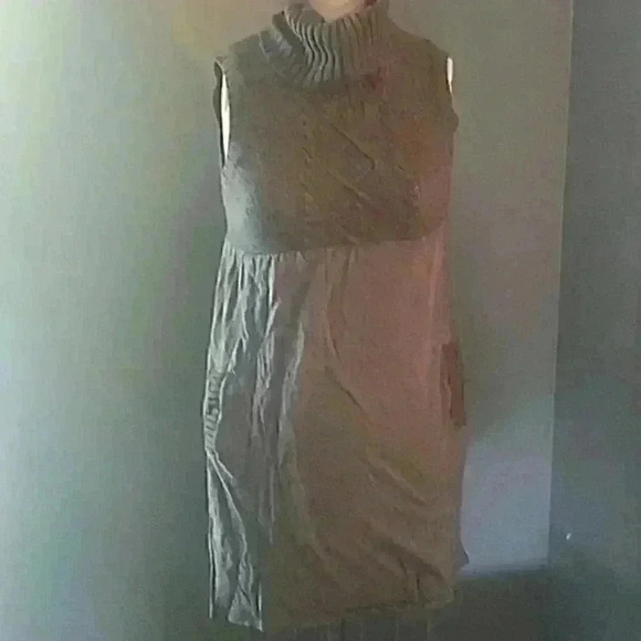 Grey turtleneck dress - Picture 1 of 3